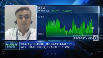 IPO GOTO Picu Euforia Pasar, IHSG Tembus Level 7.300-an