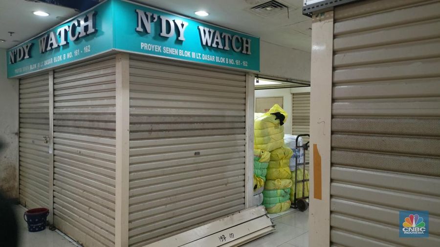 Kios Pasar Senen, Senin (11/4/2022). (CNBC Indonesia/ Ferry Sandi)