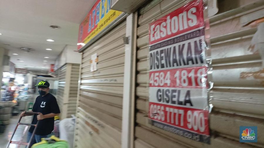 Kios Pasar Senen, Senin (11/4/2022). (CNBC Indonesia/ Ferry Sandi)