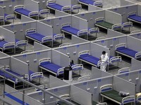 Masih Lockdown, Shanghai Umumkan 3 Kematian Perdana Covid-19