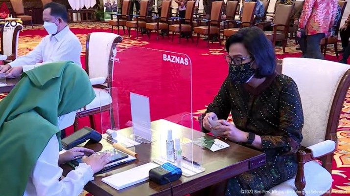 Menteri Keuangan Melakukan Penyerahan Zakat kepada Badan Amil Zakat Nasional Tahun 2022. Menteri Keuangan Melakukan Penyerahan Zakat kepada Badan Amil Zakat Nasional Tahun 2022. (Tangkapan Layar via Youtube Sekretariat Presiden)