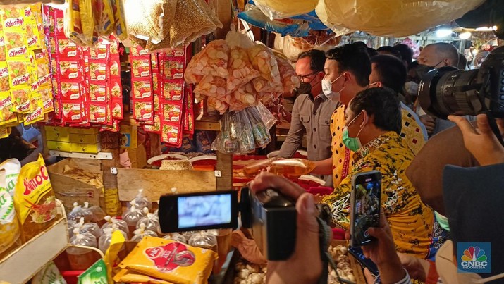 Pedagang pasar tradisional di Bogor (CNBC Indonesia/ Ferry Sandi)