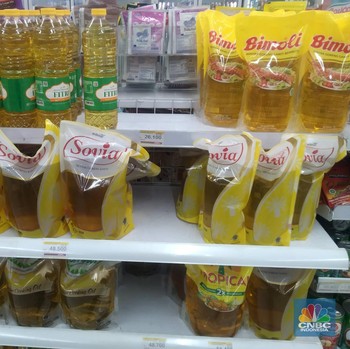 Pecah Rekor! Harga Migor Tak Turun Malah Tembus Rp 54 Ribu