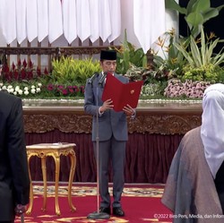 Sah! Jokowi Lantik Komisioner KPU & Bawaslu Periode 2022-2027