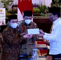 Bayar Zakat Pakai QR Code, Simak Yuk Pesan Khusus Jokowi