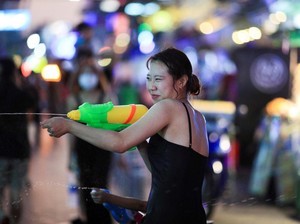 Terpopuler: Duka Usai Festival Songkran, Ratusan Orang Tewas