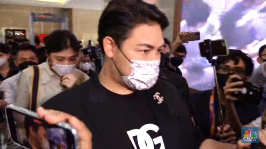 KEDATANGAN IVAN GUNAWAN DI BARESKRIM