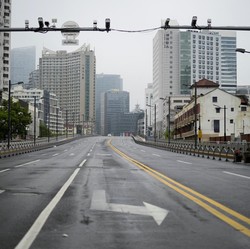Lockdown Batal Longgar, China Makin Ketat Gembok Shanghai