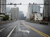 Lockdown Batal Longgar, China Makin Ketat Gembok Shanghai