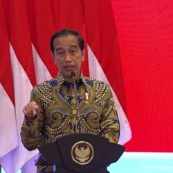 Sah! Jokowi Delegasikan Perizinan Tambang ke Daerah