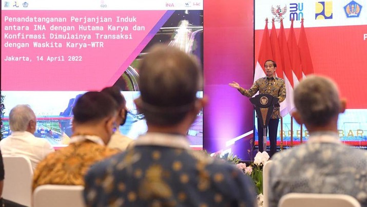 Presiden Joko Widodo Saat Acara Penandatanganan Perjanjian oleh Indonesia Investment Authority (INA) Tahun 2022 Presiden Joko Widodo Saat Acara Penandatanganan Perjanjian oleh Indonesia Investment Authority (INA) Tahun 2022, 14 April 2022. (Foto: Lukas - Biro Pers Sekretariat Presiden)
