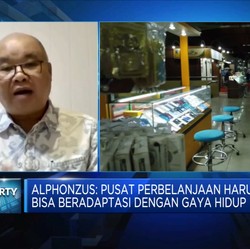 Sepi Berjamaah, Mal Legendaris Gulung Tikar?