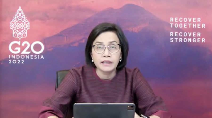 Menteri Keuangan RI, Sri Mulyani saat memberi keterangan pers terkait kebijakan THR dan gaji 13. (Tangkapan Layar YouTube Kemenkeu RI)
