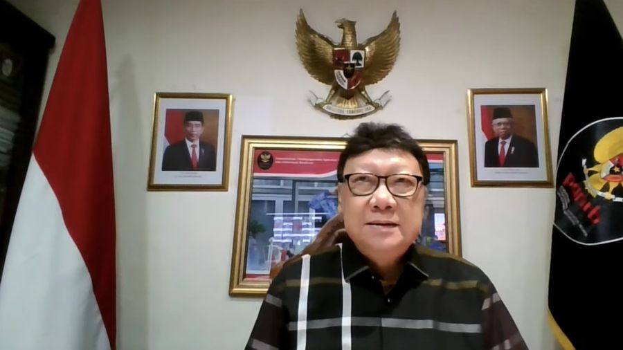Menteri PAN RB Tjahyo Kumolo saat memberi keterangan Pers terkait kebijakan THR dan Gaji 13 (Tangkapan Layar YouTube Kemenkeu RI)