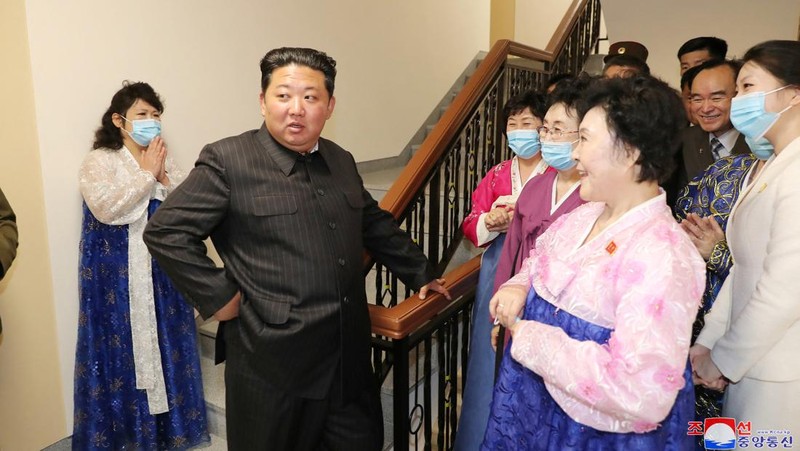 North Korean leader Kim Jong Un attends a tape-cutting ceremony to mark the completion of a terraced residential district on a bank of the Pothong River in Pyongyang, North Korea, April 13, 2022. Picture taken April 13, 2022 by North Korea's Korean Central News Agency (KCNA). KCNA via REUTERS ATTENTION EDITORS - THIS IMAGE WAS PROVIDED BY A THIRD PARTY. REUTERS IS UNABLE TO INDEPENDENTLY VERIFY THIS IMAGE. NO THIRD PARTY SALES. SOUTH KOREA OUT. NO COMMERCIAL OR EDITORIAL SALES IN SOUTH KOREA.