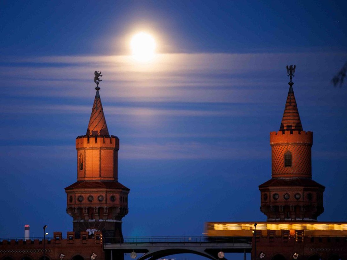 Fenomena Pink Moon April 2026: Asal-usul dan Cara Mengamatinya dengan Mudah