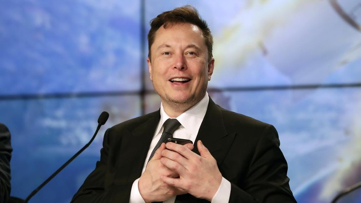 FILE - Elon Musk founder, CEO, and chief engineer/designer of SpaceX speaks during a news conference after a Falcon 9 SpaceX rocket test flight at the Kennedy Space Center in Cape Canaveral, Fla, Jan. 19, 2020. Musk won't be joining Twitter's board of directors as previously announced. The tempestuous billionaire remains Twitter’s largest shareholder. (AP Photo/John Raoux, File)