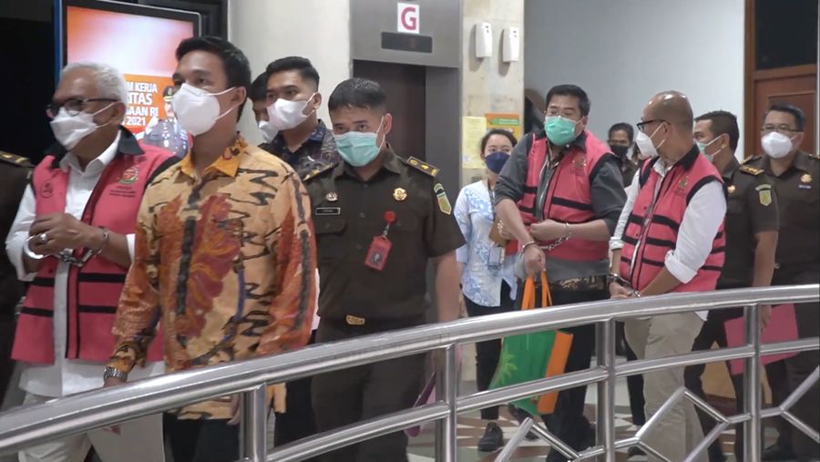 Kejaksaan Agung (Kejagung) menetapkan empat orang tersangka dalam kasus korupsi pemberian fasilitas ekspor crude palm oil atau CPO atau minyak goreng. (Dok.Kejagung)