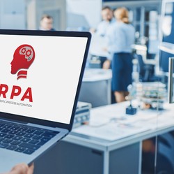 Telkomsel Perluas Penerapan Sistem Operasional Robotik