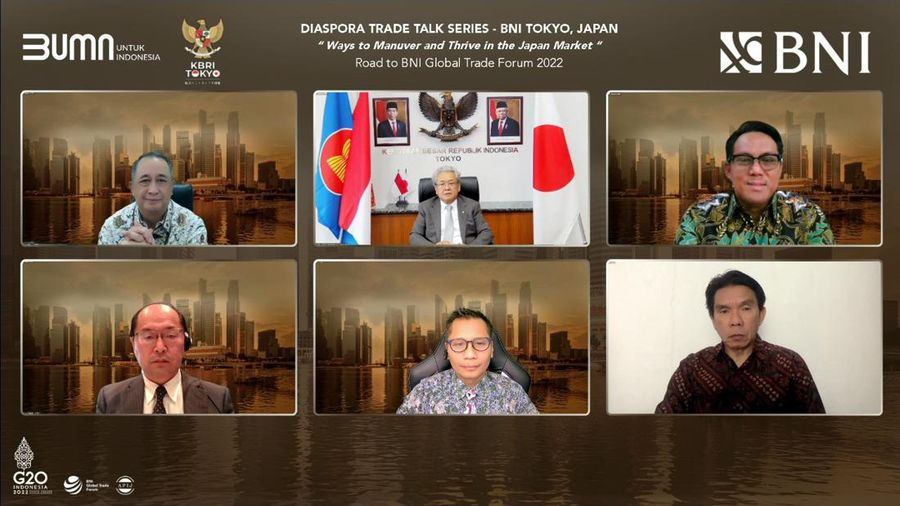 Direktur Utama BNI Royke Tumilaar, Duta Besar Republik Indonesia untuk Jepang Heri Akhmadi, Direktur Treasury dan Internasional BNI, Henry Panjaitan, Executive Vice President of Japan External Trade Organization (JETRO) Shigetoshi Aoyama, Representative of Asosiasi Pengusaha Jepang-Indonesia Usman Naito, dan President Director Arumia Co, Ltd Osaka, Achmad Arifin dalam webinar Diaspora Trade Talk Series-BNI Tokyo, Jepang, Rabu (20/3/2022).
