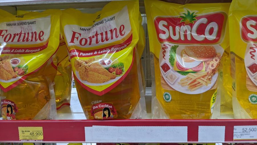 Harga Minyak Goreng. (CNBC Indonesia/Emir)
