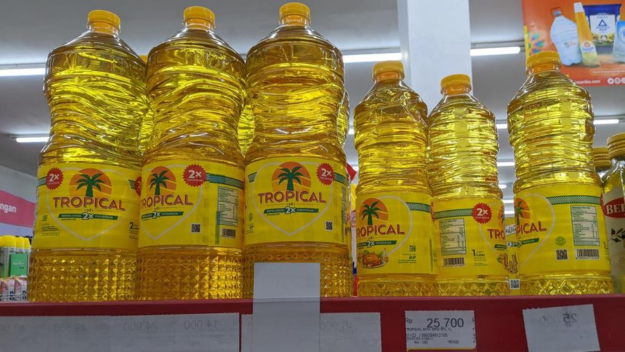 Harga Minyak Goreng. (CNBC Indonesia/Emir)