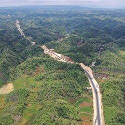 Ada 'Jalur Surga' di Pantai Selatan Jawa, Begini Rutenya