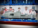 Gaya Jokowi Cek Produk-produk Senjata Hingga Bom Defend ID