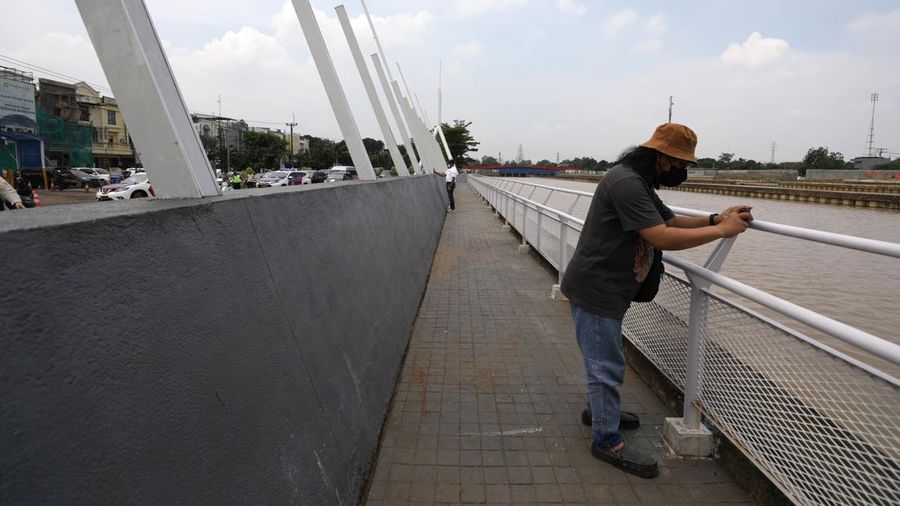 Proyek revitalisasi Kalimalang tahap II yang digadang-gadang mirip dengan Sungai Cheonggyecheon di Seoul Korea Selatan. (Cnbc Indonesia/Tri Susilo)