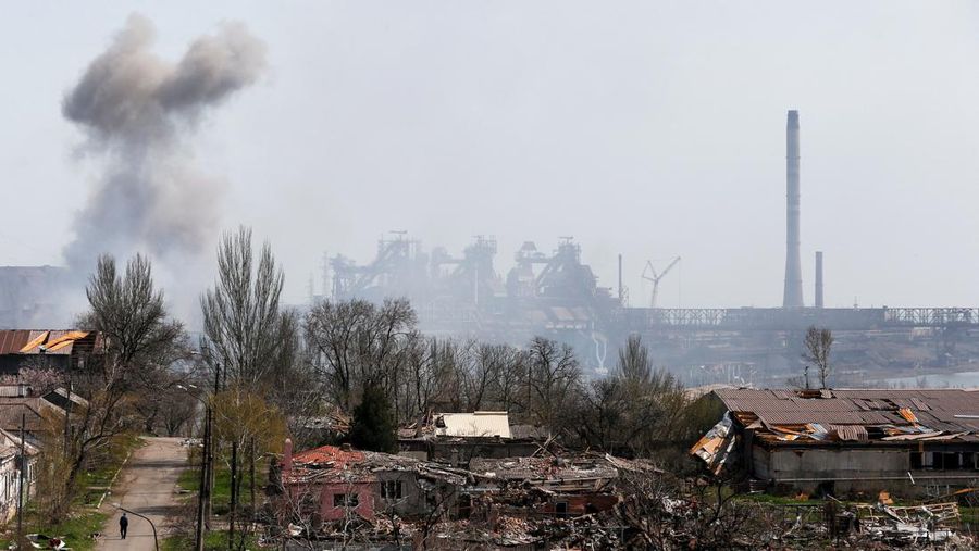 Smoke rises above Azovstal steelworks, in Mariupol, Ukraine, in this still image obtained from a recent drone video posted on social media. MARIUPOL CITY COUNCIL/via REUTERS  THIS IMAGE HAS BEEN SUPPLIED BY A THIRD PARTY. MANDATORY CREDIT. NO RESALES. NO ARCHIVES.