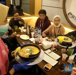 Jadwal Buka Puasa 25 April di Jabodetabek, Surabaya & Bandung