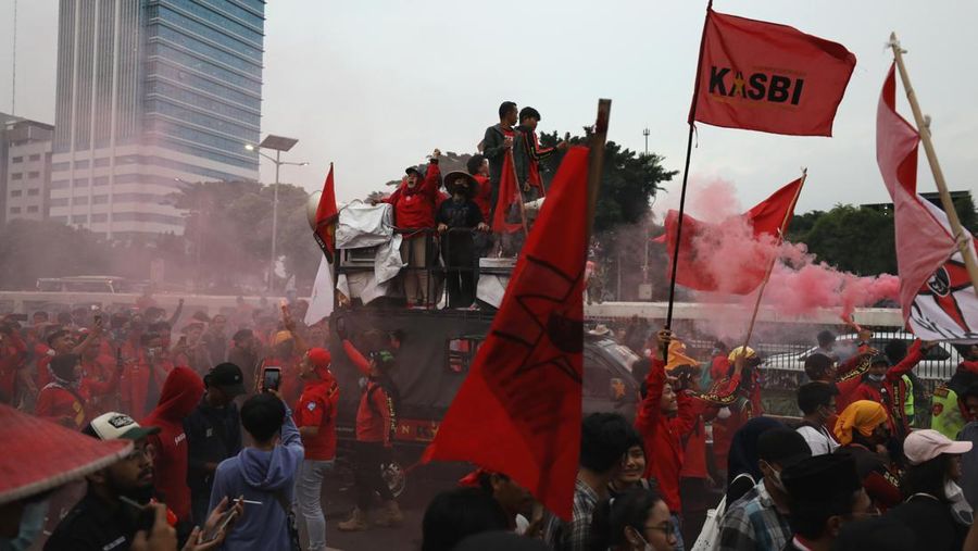 Demo DPR (CNBC Indonesia/Tri Susilo)