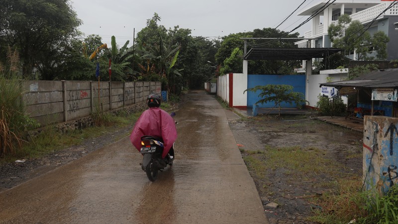Dua Hari Setelah Penyanderaan, Minimarket di Tangerang Tetap Buka (CNBC Indonesia/Andrean Kristianto)