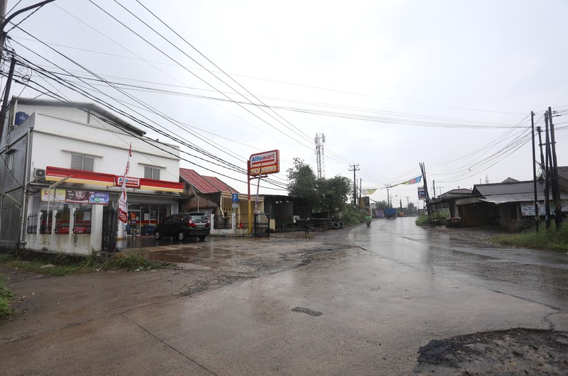 Dua Hari Setelah Penyanderaan, Minimarket di Tangerang Tetap Buka (CNBC Indonesia/Andrean Kristianto)