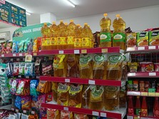 Minimarket ini Sediakan Minyak Goreng Harga Promo, Tapi..