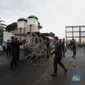 Jelang Demo 21 April, Kawat Berduri Kelilingi Gedung DPR RI