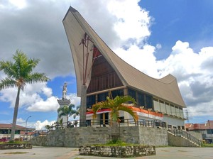 Fakta-fakta Tongkonan, Rumah Adat Toraja yang Kayunya Awet Ratusan Tahun