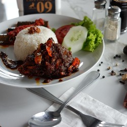 Pemerintah Genjot Ekspor Rendang sampai Rempah ke Eropa