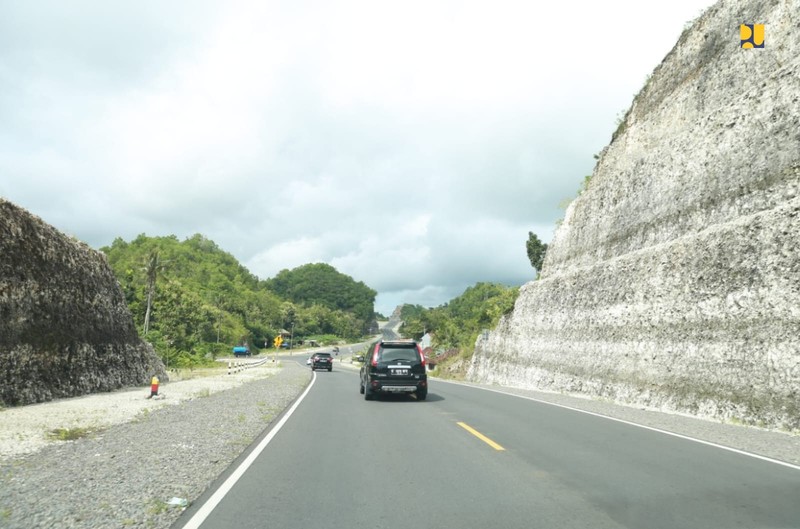 Kementerian Pekerjaan Umum dan Perumahan Rakyat (PUPR) telah menyiapkan Jalan Lintas Pantai Selatan (Pansela) Jawa sebagai jalur alternatif para pemudik tahun 2022 selain Lintas Pantai Utara (Pantura) dan Lintas Tengah Pulau Jawa. (Dok: PUPR)