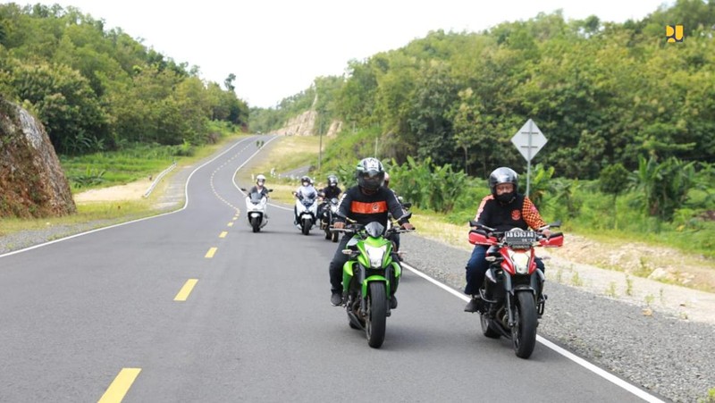 Kementerian Pekerjaan Umum dan Perumahan Rakyat (PUPR) telah menyiapkan Jalan Lintas Pantai Selatan (Pansela) Jawa sebagai jalur alternatif para pemudik tahun 2022 selain Lintas Pantai Utara (Pantura) dan Lintas Tengah Pulau Jawa. (Dok: PUPR)