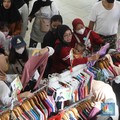 Masyarakat Doyan Belanja, Pemerintah Malah Sebaliknya