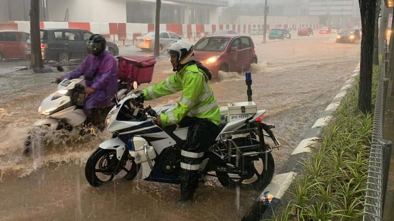 Banjir di Kuala Lumpur, Malaysia. (Tangkapan layar Twitter @DBKL2u)
