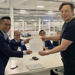 Kenapa CEO Teknologi Suka Pakai Kaos Santai? Ini Alasannya