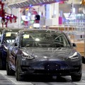 Harga Mobil Tesla Terjun Bebas Jadi Segini, Pemilik Ngamuk