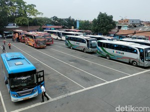 Jabar Hari Ini: Hilangnya Laptop-Ipad Penumpang Bus di Terminal Cicaheum