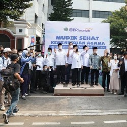 Mantap! Bank Mandiri Berangkatkan 75 Bus Mudik Gratis