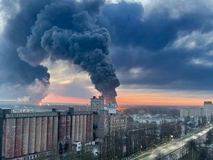 Memanas, Serangan Drone Ukraina Hantam Fasilitas Minyak Rusia