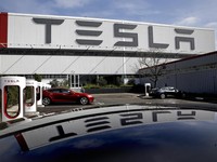 Tesla Batal Bangun Pabrik di India, Bakal Beralih ke RI?