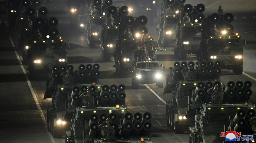 Parade militer Korea Utara (via REUTERS/KCNA)