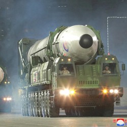 Ngeri Senjata Pemusnah Massal, AS Jatuhkan Sanksi untuk Korut